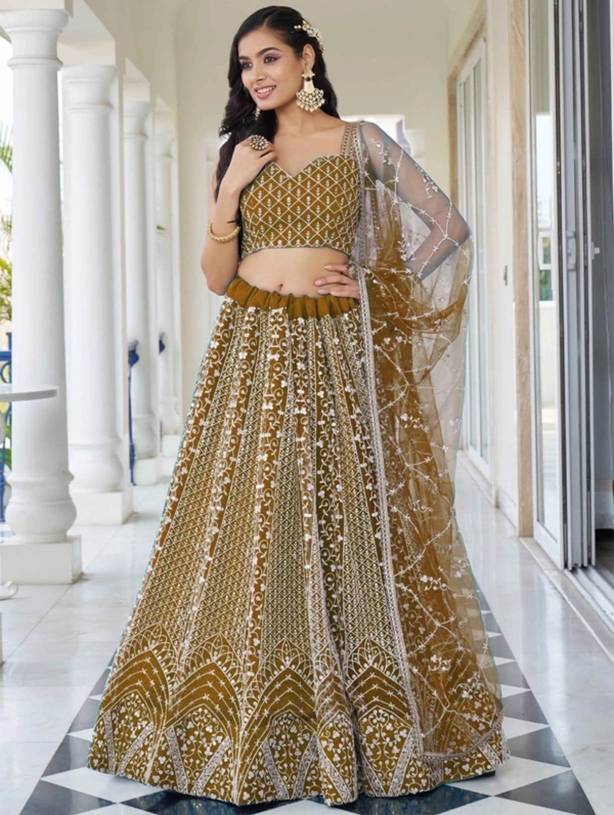 Lehenga Choli Steal Deal! Cute Fellow Women's Lehenga Cholis photo 4